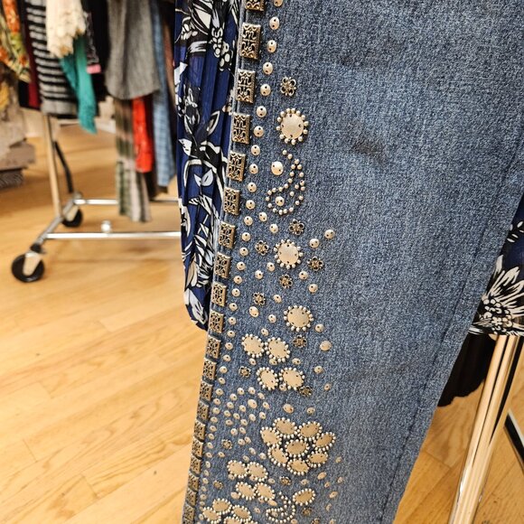 Studded jeans - Picture 5 of 6
